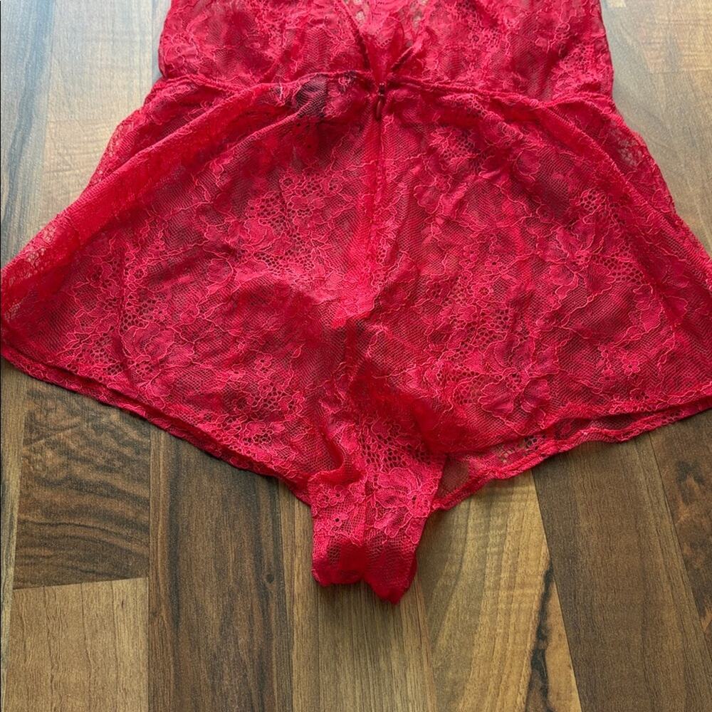 Victoria's Secret Woman’s Size S Red Lace Chemise - Picture 7 of 16
